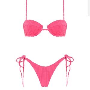 Triangl bikini mala rosys. TOP-SMALL BOTTOMS-MEDIUM